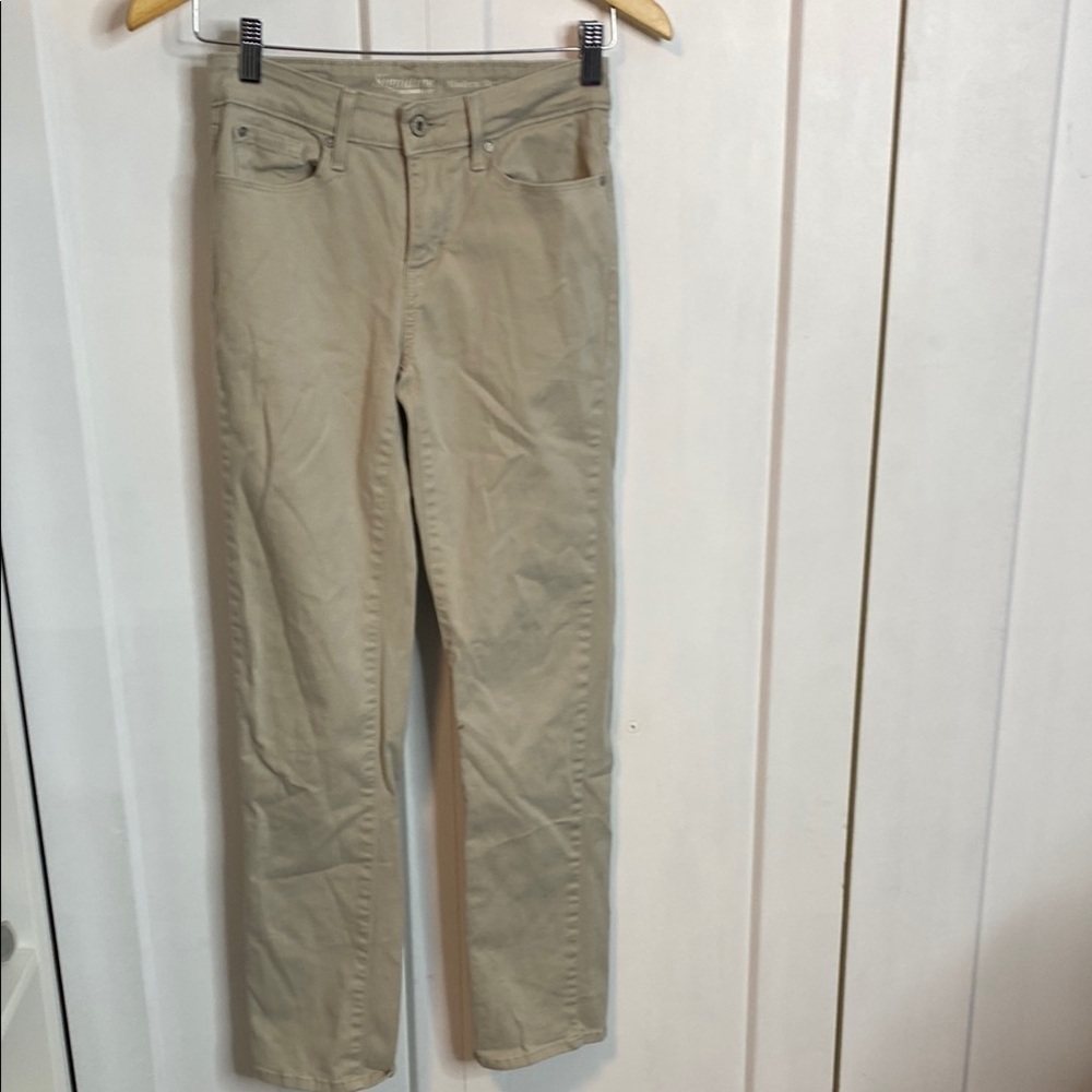 Levi Khaki Skinny Jeans - W26 L32